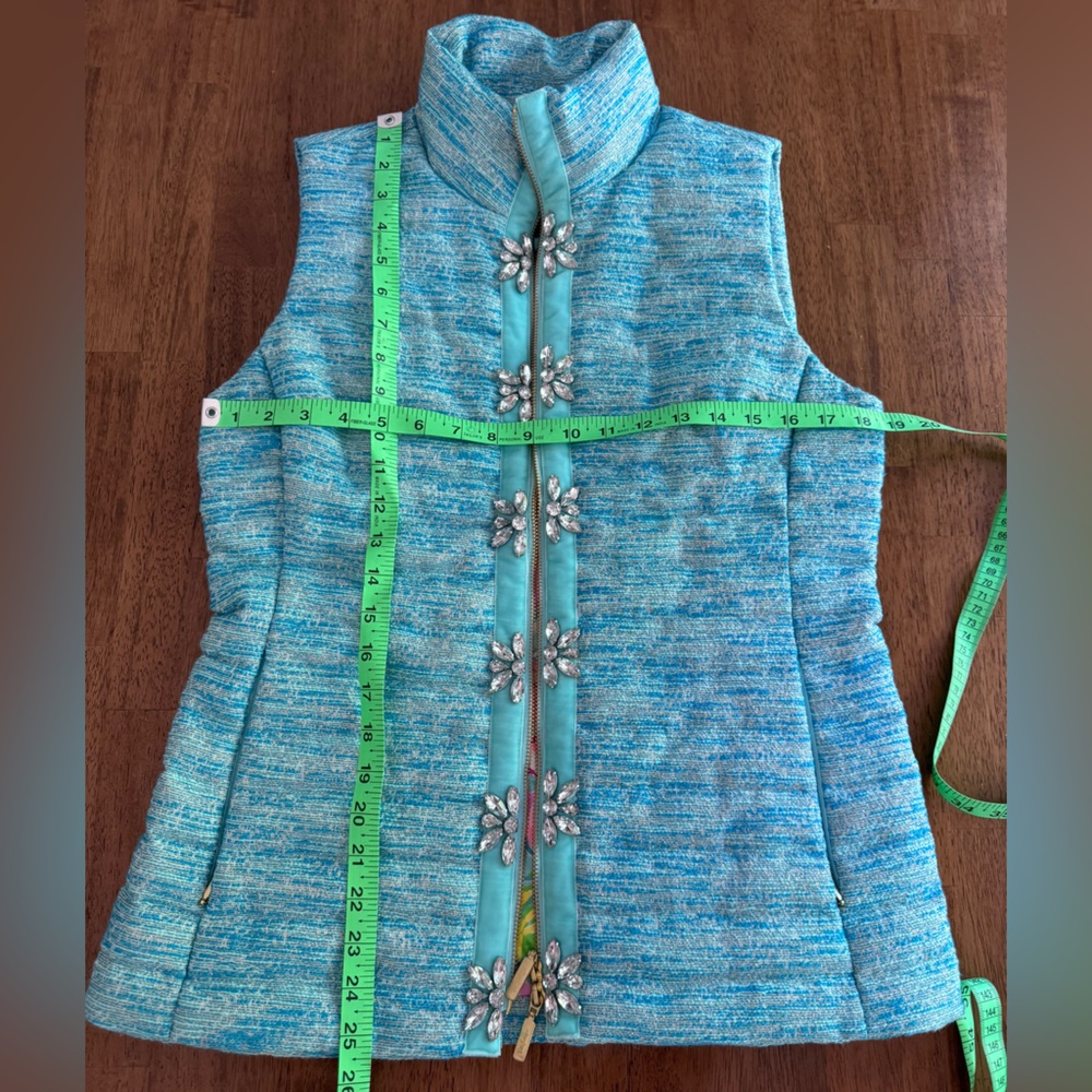 Lilly Pulitzer Noella Embellished Vest SZ M Turquoise Oasis Resort Boucle - Picture 16 of 16